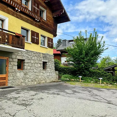Homestay Independante Avec Salle De Bain Independante Au Rdc D Un A 25 Kms Chamonix *